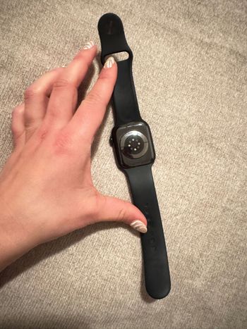 Used 2023 Apple Watch Series 8 bike — image 4 of 6
