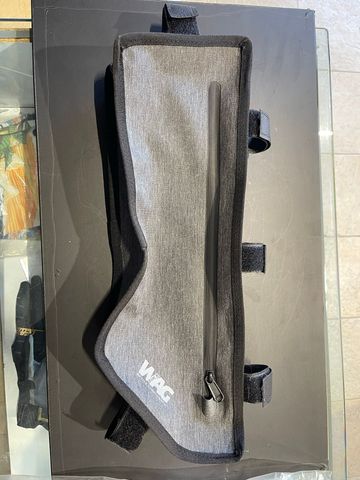 Used Wag Borsa Sotto Canna Waterproof Frame Bag bike — image 3 of 3