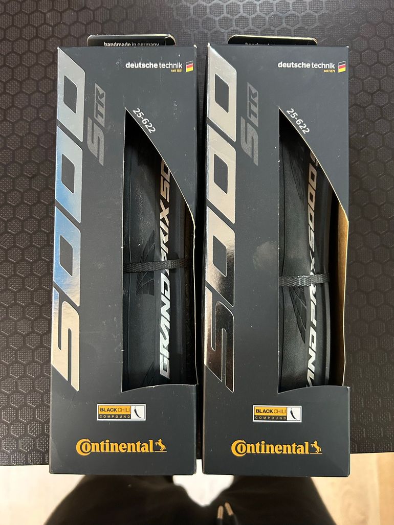 Used 2026 Continental gomme 5000s2 tubeless bike — image 3 of 3