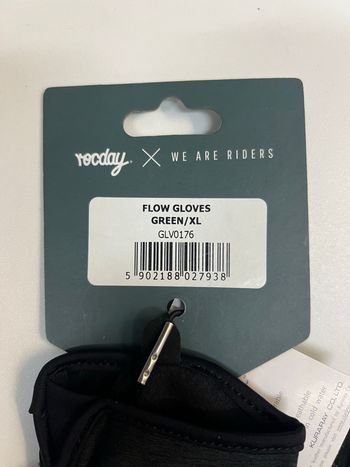 Used Rocday Gloves bike — image 4 of 6