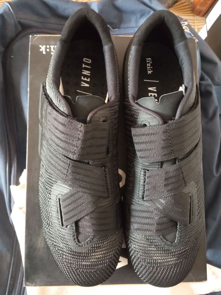Used Fizik Vento Powerstrap R2 Aeroweave Road Cycling Shoe bike — image 5 of 7