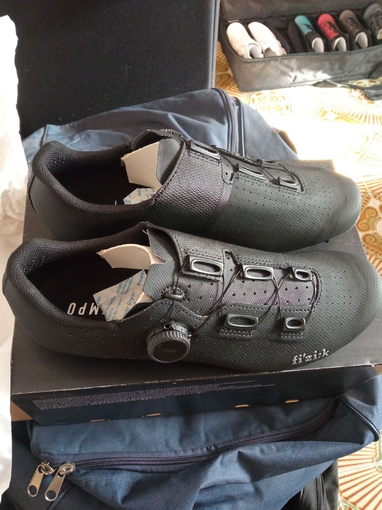 Used Fizik Tempo Decos Carbon Road Cycling Shoe bike — image 2 of 5