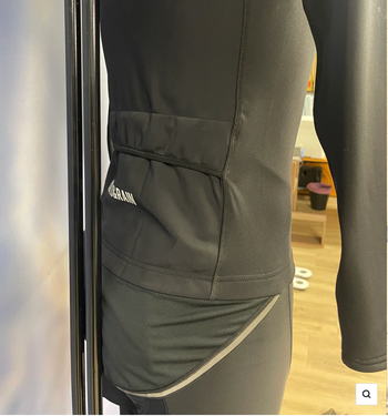 Used Spiuk Maglia Profit Cold&Rain Tg.M 2022 bike — image 3 of 4