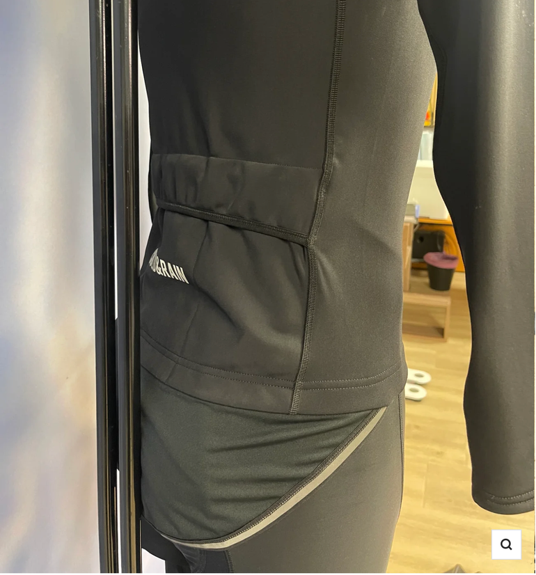 Used Spiuk Maglia Profit Cold&Rain Tg.M 2022 bike — image 3 of 4
