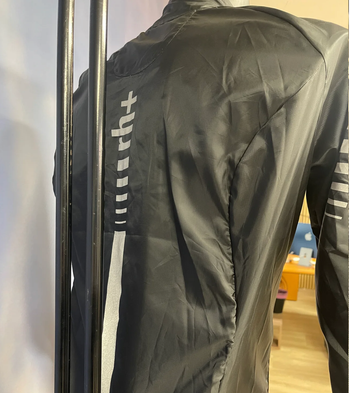 Used Rh+ Mantellina Antivento Leggera tg. M/48 2021 bike — image 3 of 4