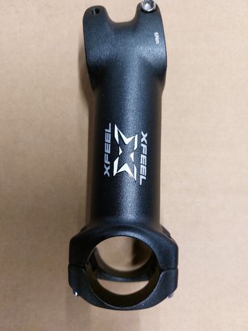 Used x feel 100mm stem Cockpit