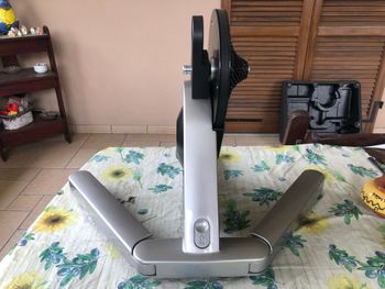 Gebrauchtes Tecnogym Smart trainer bike — Bild 7 von 8