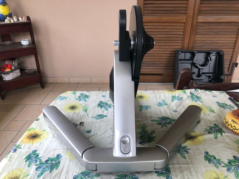 Gebrauchtes Tecnogym Smart trainer bike — Bild 7 von 8