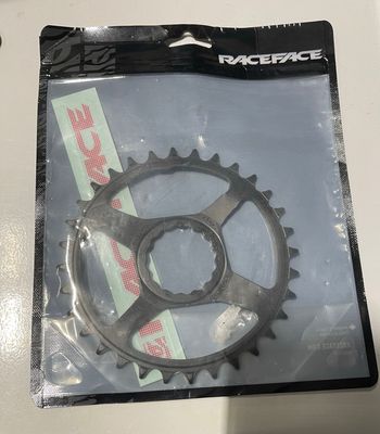 Used Race Face Corona Cinch Direct Mount Acciaio DM 10-12S 32D Nero bike — image 2 of 2