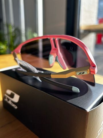 Tweedehands 2024 Julbo Density Reactiv Sunglasses bike — afbeelding 5 van 7