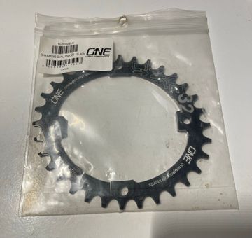 Tweedehands Oneup Corona ONEUP narrow wide ovale 104 BCD 9/10/11/12V bike — afbeelding 2 van 2