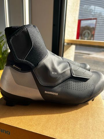 2024 Shimano MW702 Size 44 bike usato — immagine 6 di 8