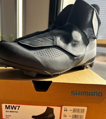 2024 Shimano MW702 Size 44 bike usato — immagine 4 di 8