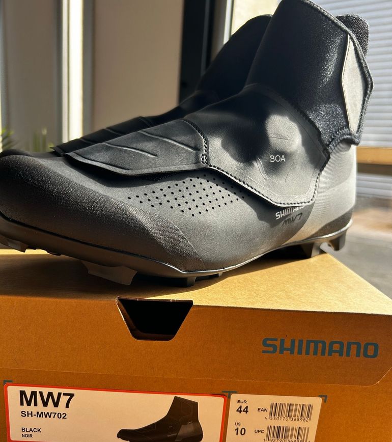 Used 2024 Shimano MW702 Size 44 bike — image 4 of 8