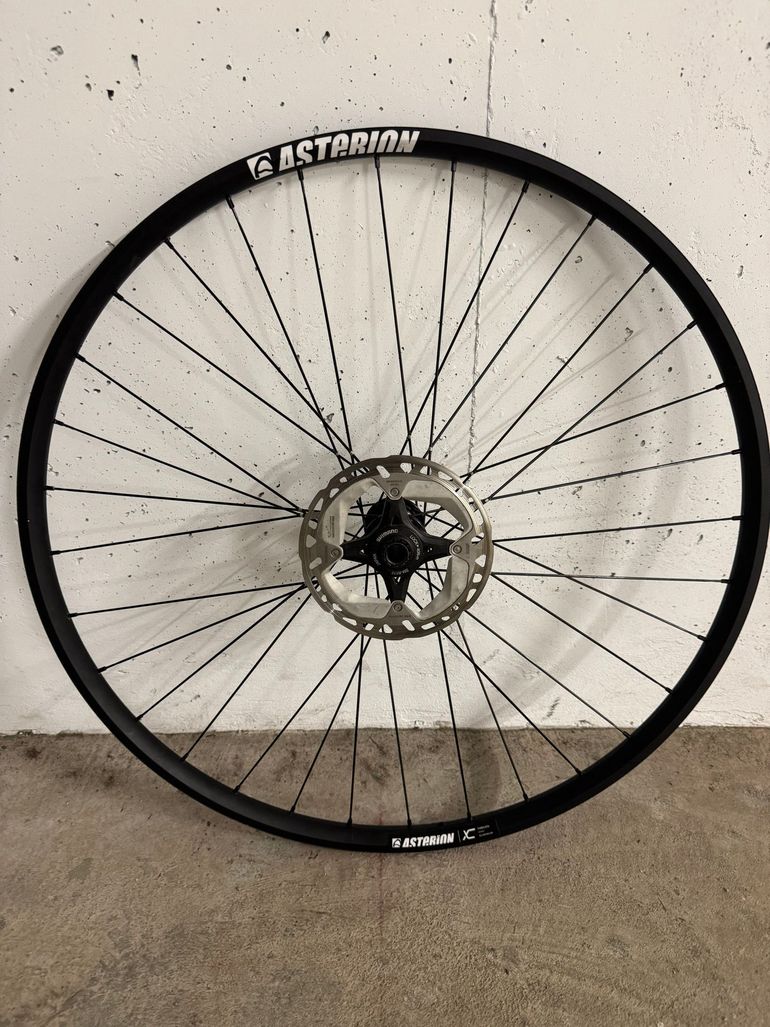 Used asterion XC Tubeless 29 Wheel bike — image 1 of 5