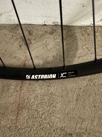 Used asterion XC Tubeless 29 Wheel bike — image 3 of 5