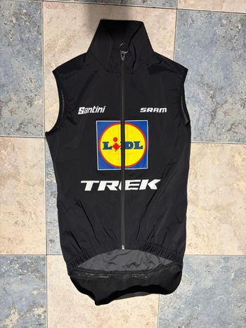 Used 2025 Santini Gilet Neoshell bike — image 2 of 13