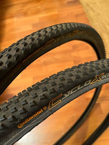 Gebrauchtes Continental CycloX King Tyres & Tubes