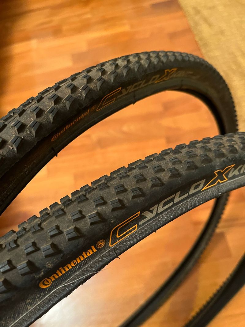 Tweedehands Continental CycloX King Tyres & Tubes