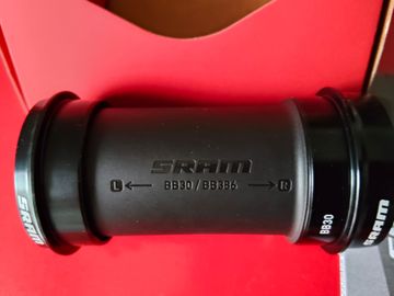 Brugt 2025 SRAM DUB BB30 73-A ROAD CERAMIC bike — billede 2 af 6