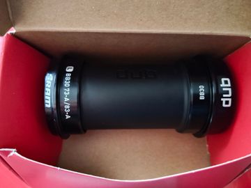 Brugt 2025 SRAM DUB BB30 73-A ROAD CERAMIC bike — billede 4 af 6