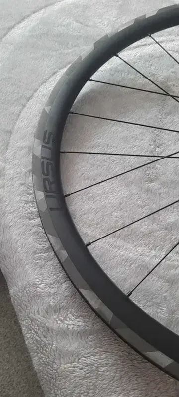 Used URSUS Miura TS37 UD Carbon Tubular Wheelset 2025 bike — image 4 of 6