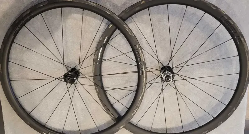 Gebrauchtes URSUS Miura TS37 UD Carbon Tubular Wheelset 2025 Wheels