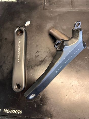 2025, Shimano Ultegra FC-R8100 12-speed Crankset 175mm