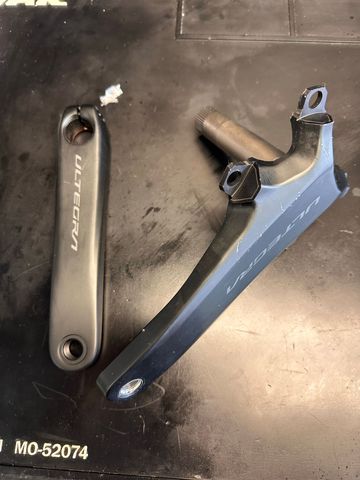Brugt 2025 Shimano Ultegra FC-R8100 12-speed Crankset 175mm Drivetrain & Pedals