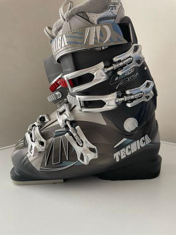 Used 2021 Tecnica Attiva Modo 8 Women's Ski Boots bike — image 1 of 3