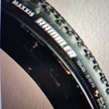 Gebrauchtes Maxxis Rambler700×38 2024 Tyres & Tubes
