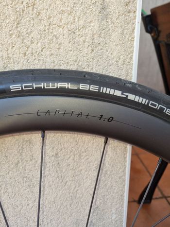 Used 2025 Syncros Capital 1.0 40 Wheelset bike — image 6 of 8