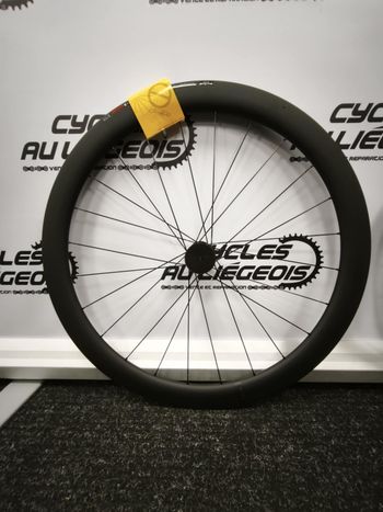 Used Shimano WH-RS710 2025 bike — image 2 of 3