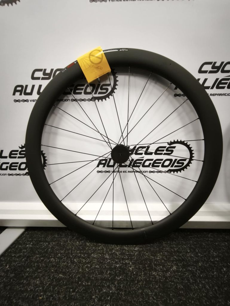 Used Shimano WH-RS710 2025 bike — image 2 of 3