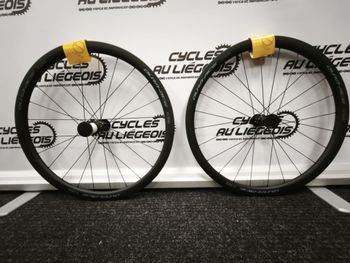 Shimano, Dura Ace C36 Wheels