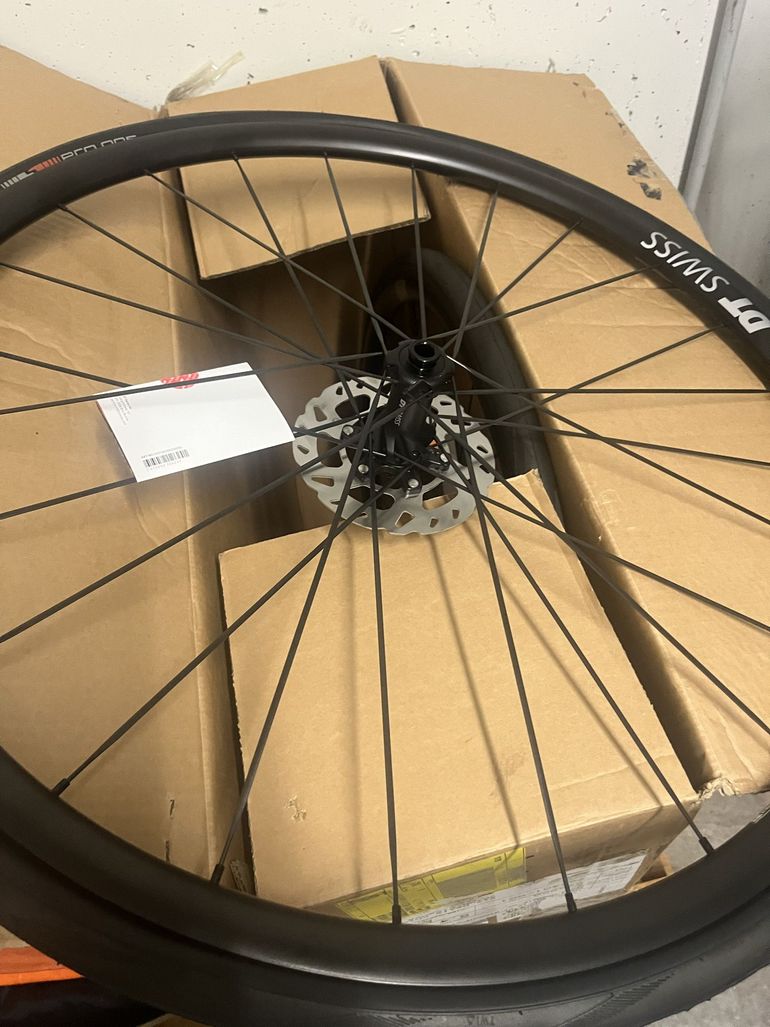 Used 2024 DT Swiss C1800 SPLINE Wheelset bike — image 5 of 9