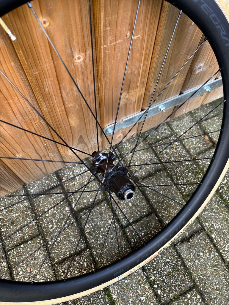 Used Shimano Ultegra WH-R8170-C36-TL Wheelset bike — image 6 of 6