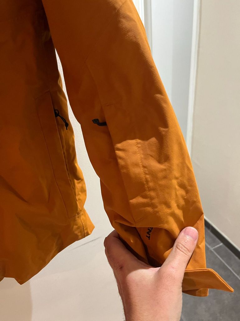 Used 2024 The North Face Veste bike — image 5 of 8