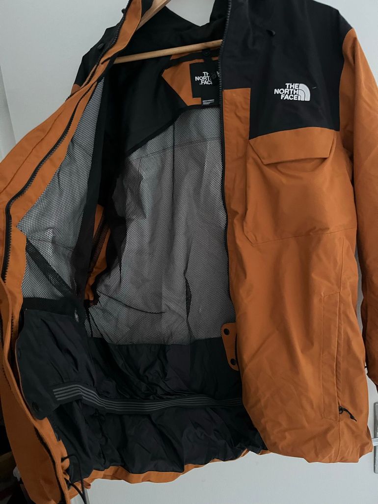 Used 2024 The North Face Veste bike — image 6 of 8