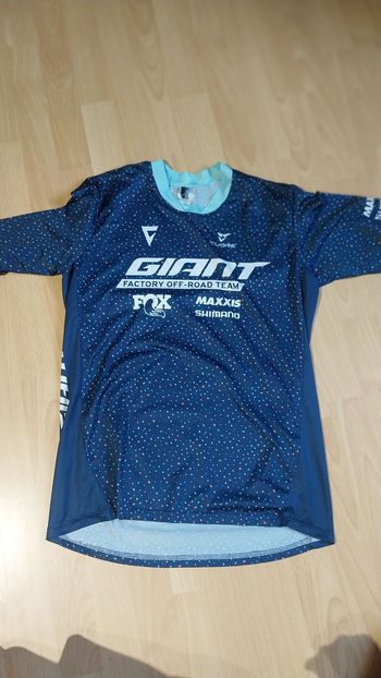 Giant, Offroad Team Maillot