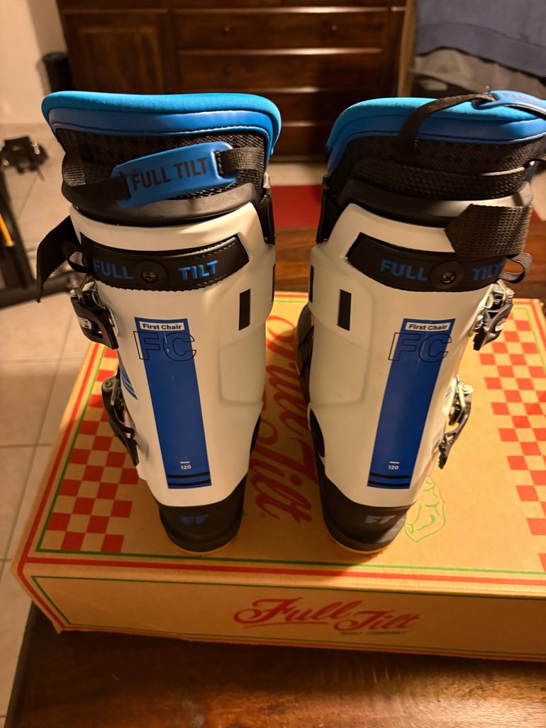 Used Full Tilt Ski Boots T25.5 2023 bike — image 3 of 5
