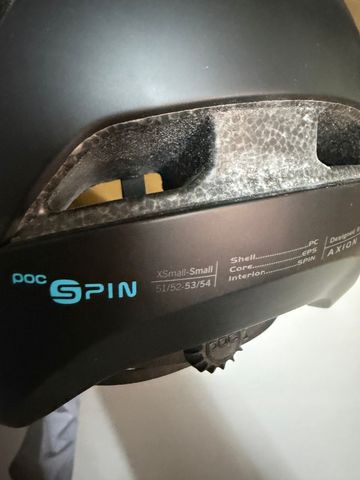 Tweedehands POC Axion MTB Helmet bike — afbeelding 2 van 2