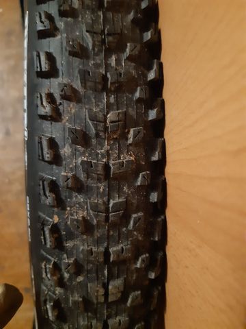 Used 2025 Maxxis Rekon+ 29x2.80 bike — image 3 of 4