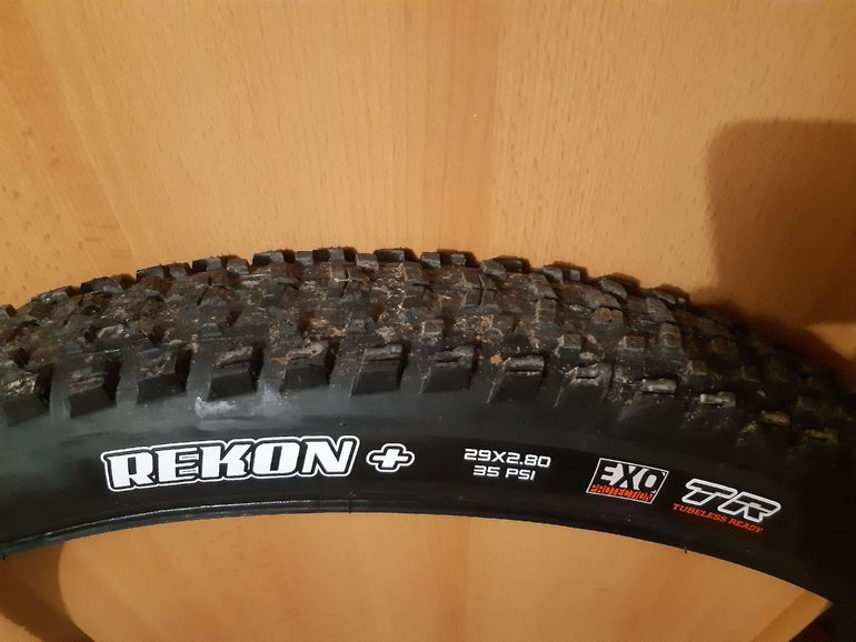 Used 2025 Maxxis Rekon+ 29x2.80 bike — image 2 of 4