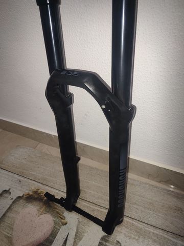 Used 2021 RockShox silver TK 160mm boost bike — image 3 of 8