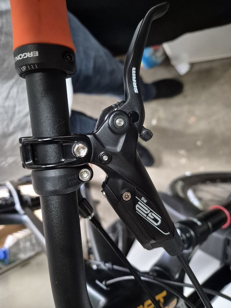 Used 2025 SRAM G2 RS Brake Set bike — image 1 of 4