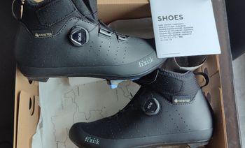 Used 2025 Fizik Artica GTX Road Cycling Shoes bike — image 1 of 6