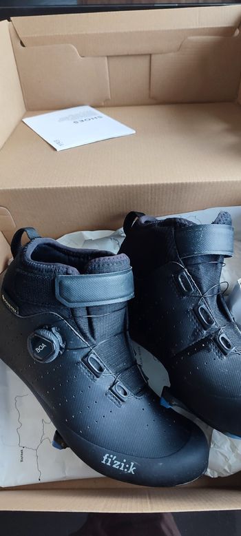 Used 2025 Fizik Artica GTX Road Cycling Shoes bike — image 3 of 6