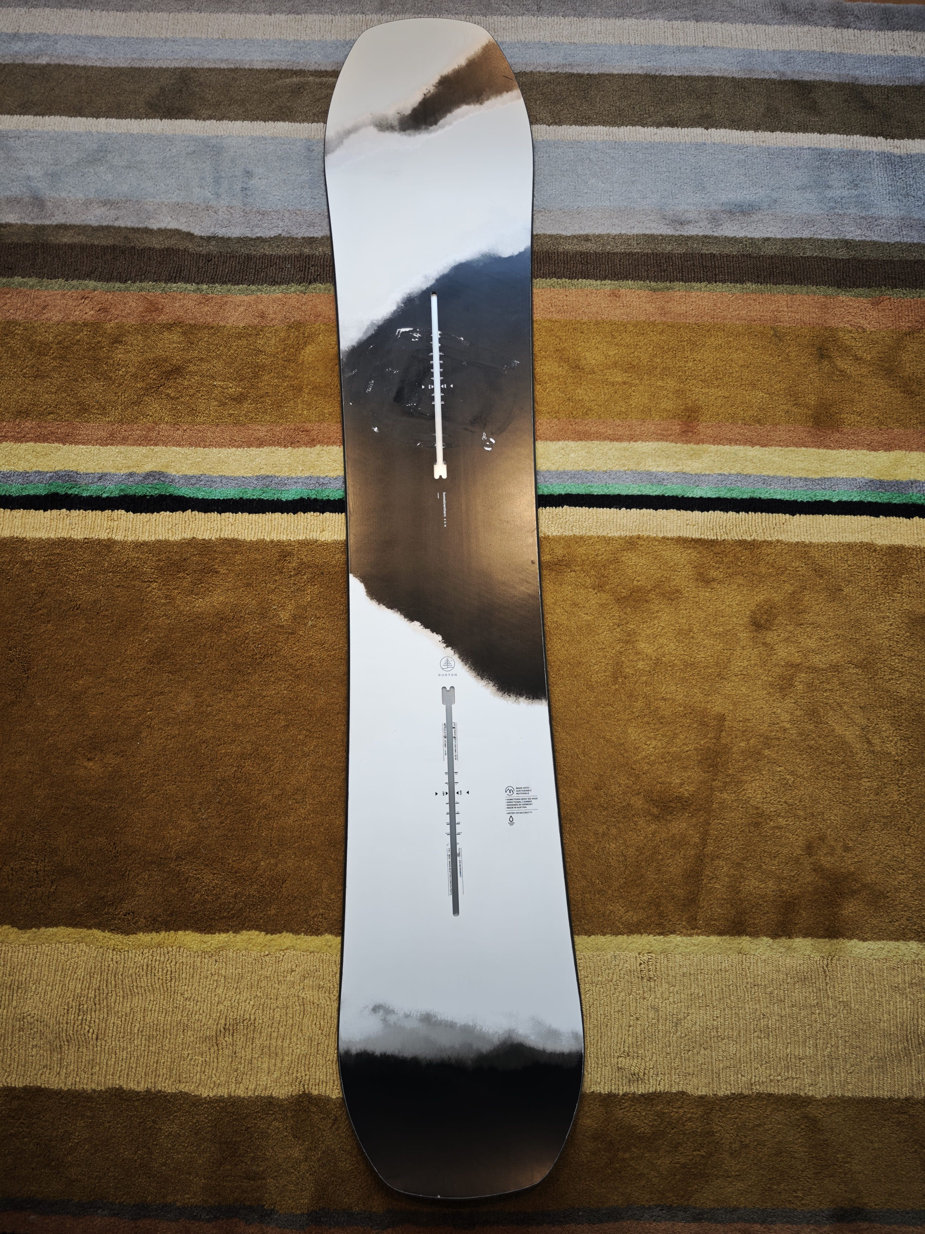 Burton Family Tree Hometown Hero 160W Snowboard 2025