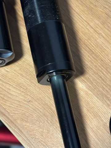 2021 Marzocchi Bomber CR Rear Shock bike d'occasion — image 6 sur 8